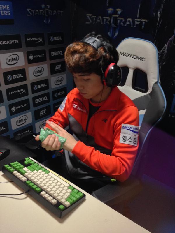 【前瞻】2025LPL春季赛 LGD vs TT，TT先一步找回状态