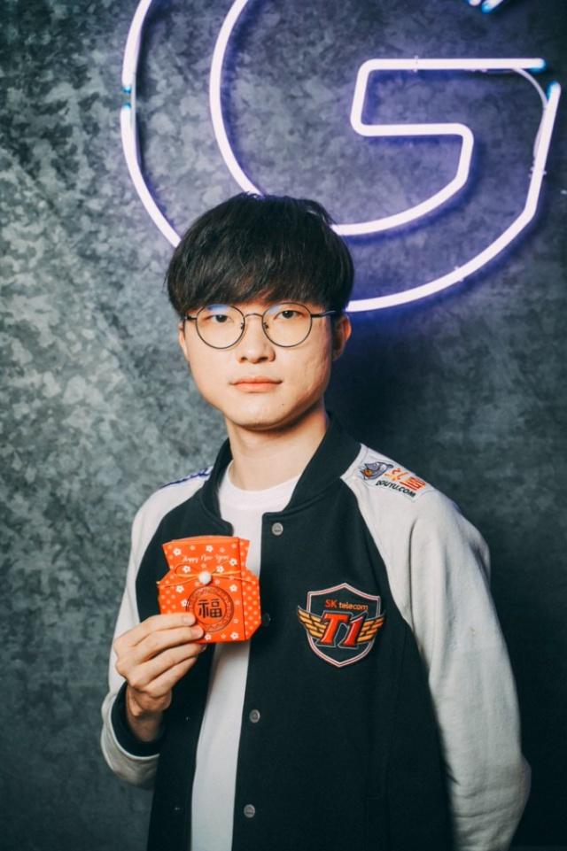 Mouz 晋级 2025 年 BLAST Open 春季总决赛，击败 Eternal Fire 。